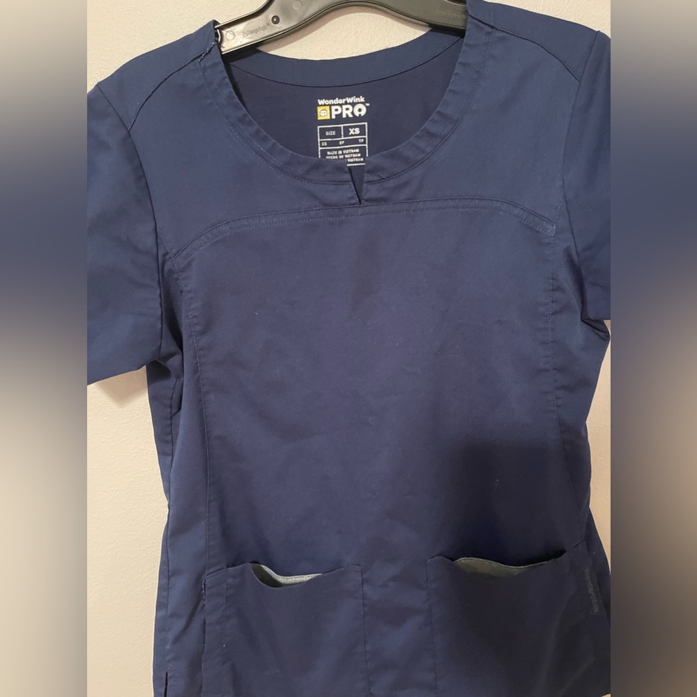 Wonder wink xs navy blue top